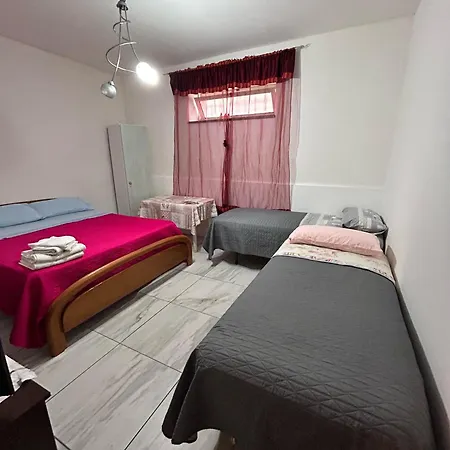 Le Colonne Di Cesare Boscoreale