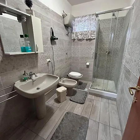 Le Colonne Di Cesare Nocleg ze śniadaniem 3*