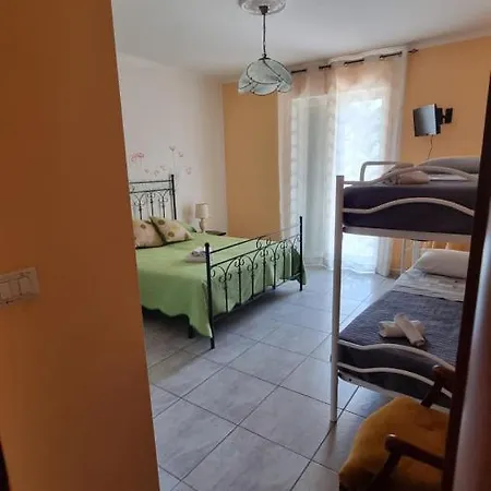 Oda ve Kahvaltı Le Colonne Di Cesare 3*